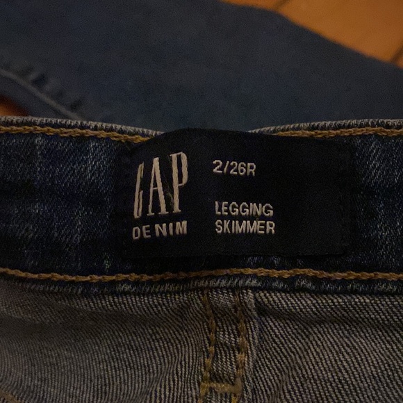 NWOT Gap legging skimmer jeans - Picture 4 of 4